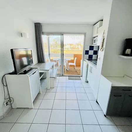 Апартаменти Avec Piscine, Climatisation, Et Parking A 2 Pas De La - Fr-1-723-133